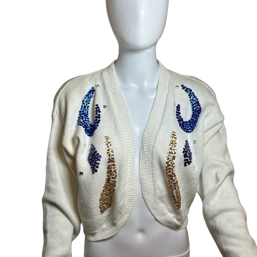 Gitano Women's Vintage Crop Sweater in size M